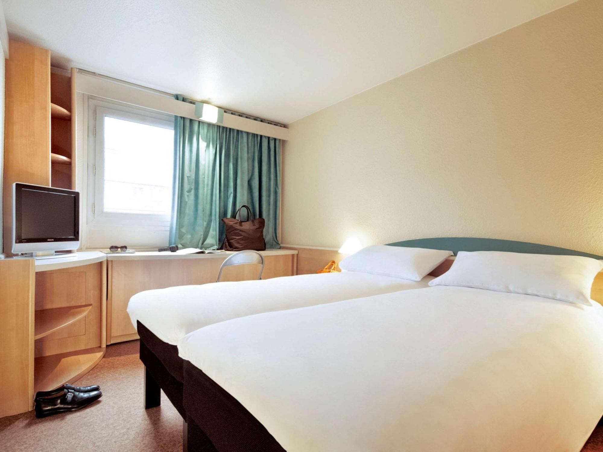 Ibis Hotel 3*