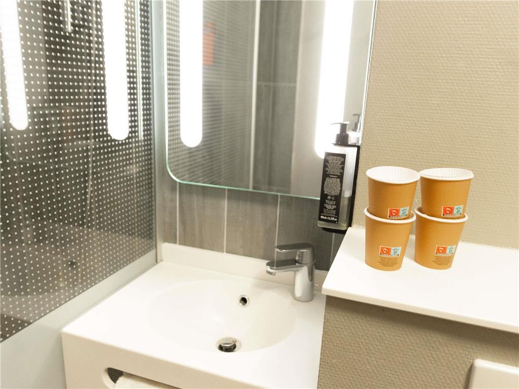 Ibis 3*
